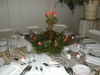 Roses ring arrangement, rattan ball centrepiece